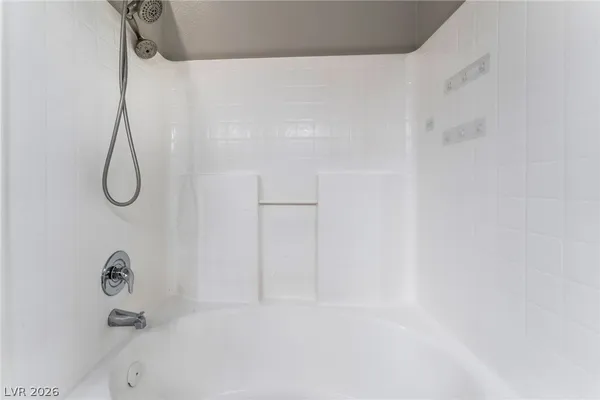 $1,500 | 6201 East Lake Mead Boulevard, Unit 240, Las Vegas, NV 89156