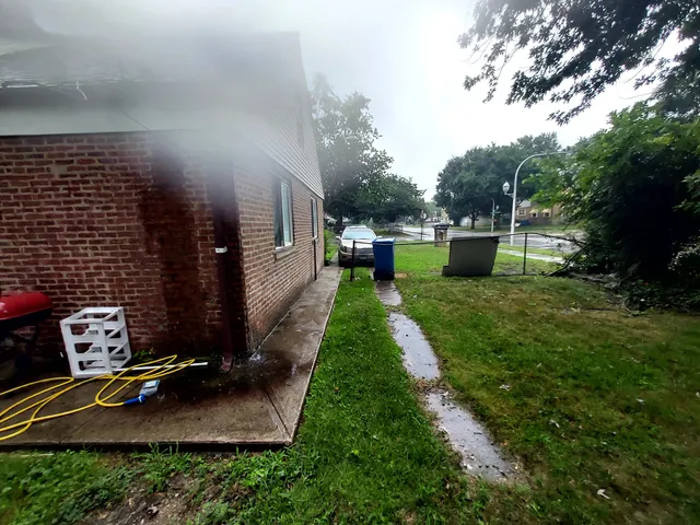 $130,000 | 9834 South Oglesby Avenue, Chicago, IL 60617