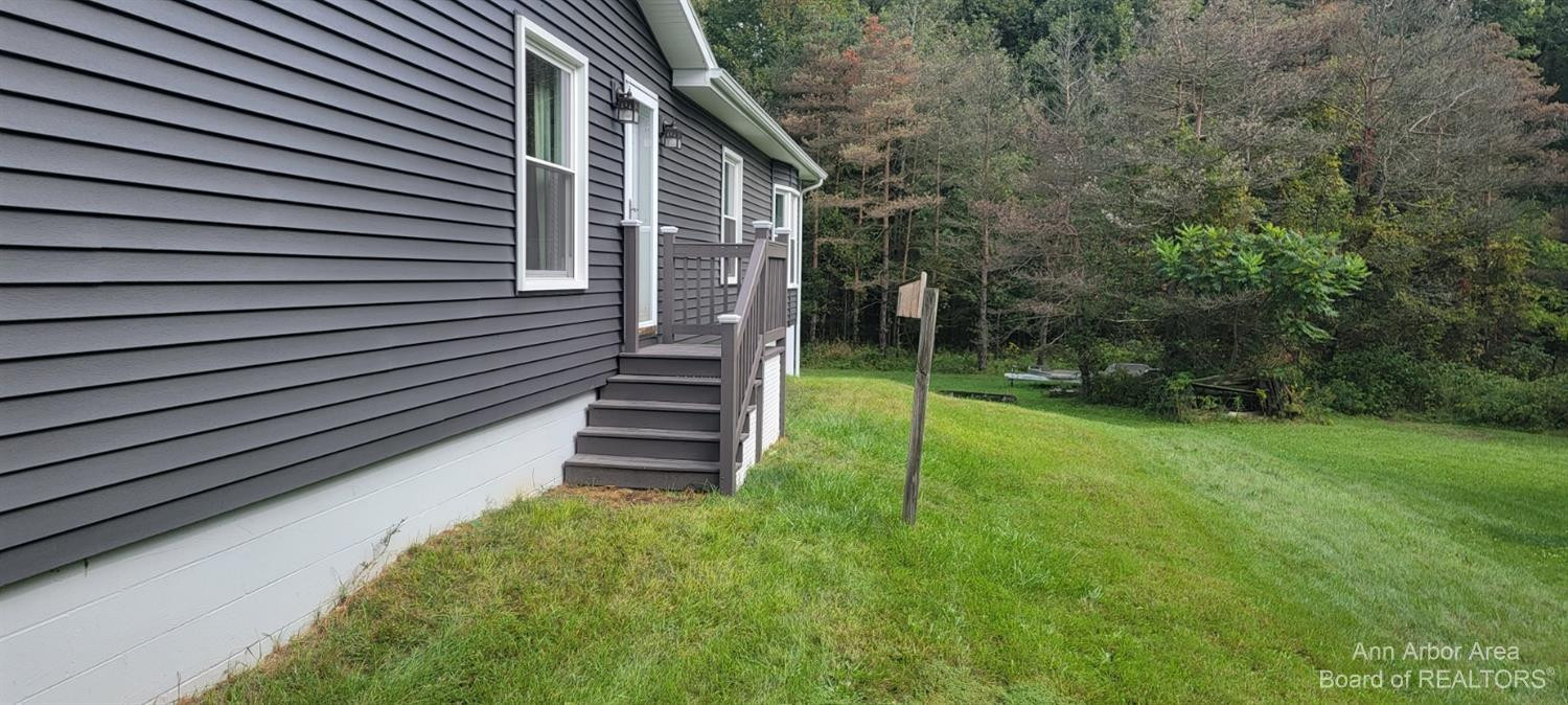 4703 Jacobs Road Perry, MI 48872 - Photo 5 of 69 Photo 5