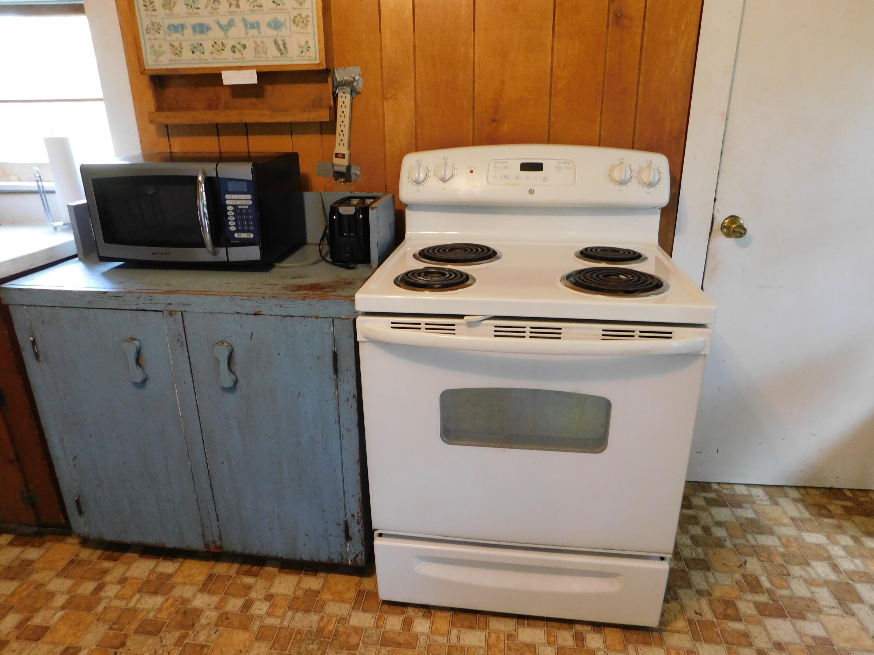 17 Stagecoach Road Parkman, ME 04443 - Photo 11 of 62 DSCN7368