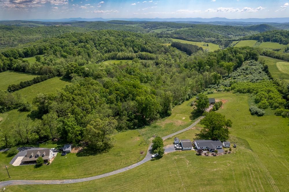 1271 Union Church Road Churchville, VA 24421 - Photo 31 of 46 an aerial view of a house with a yard