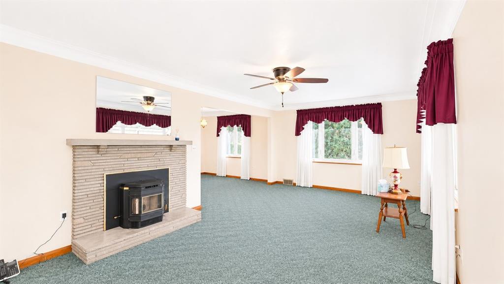 377 Orr Avenue Apollo, PA 15613 - Photo 4 of 17
