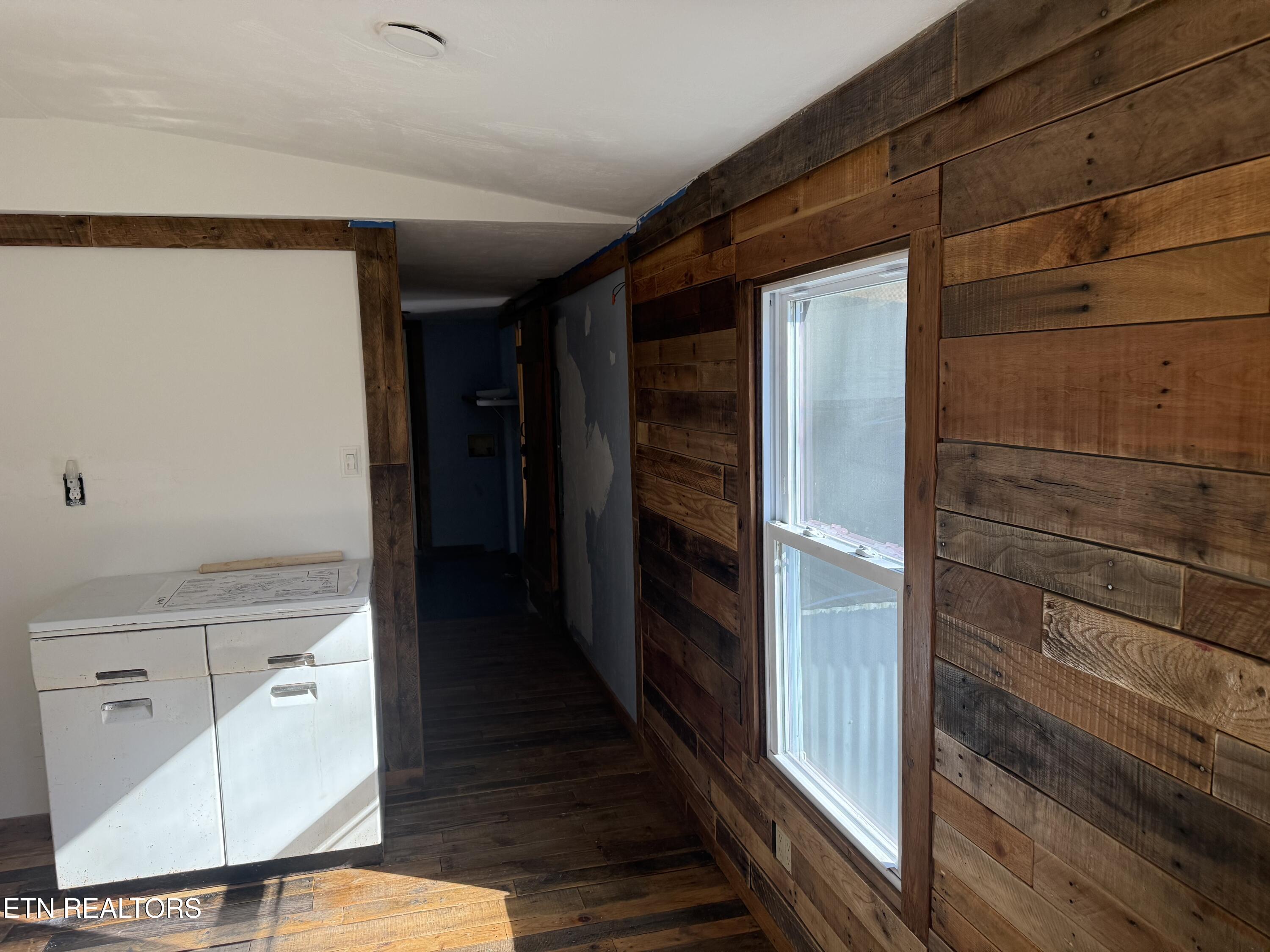 2616 Maloney Road Knoxville, TN 37920 - Photo 15 of 26 Kitchen into hall