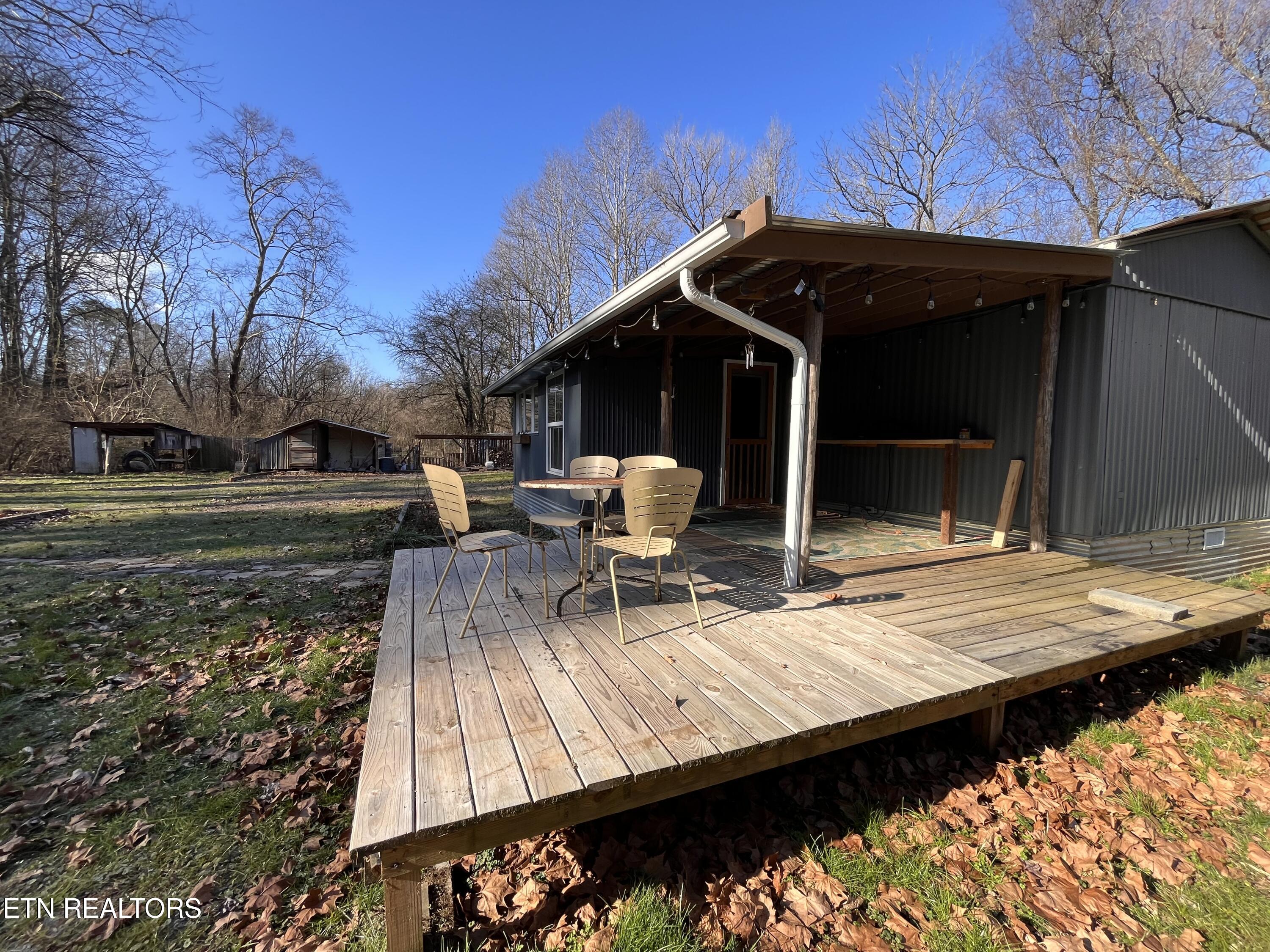 2616 Maloney Road Knoxville, TN 37920 - Photo 5 of 26 Cover deck/porch