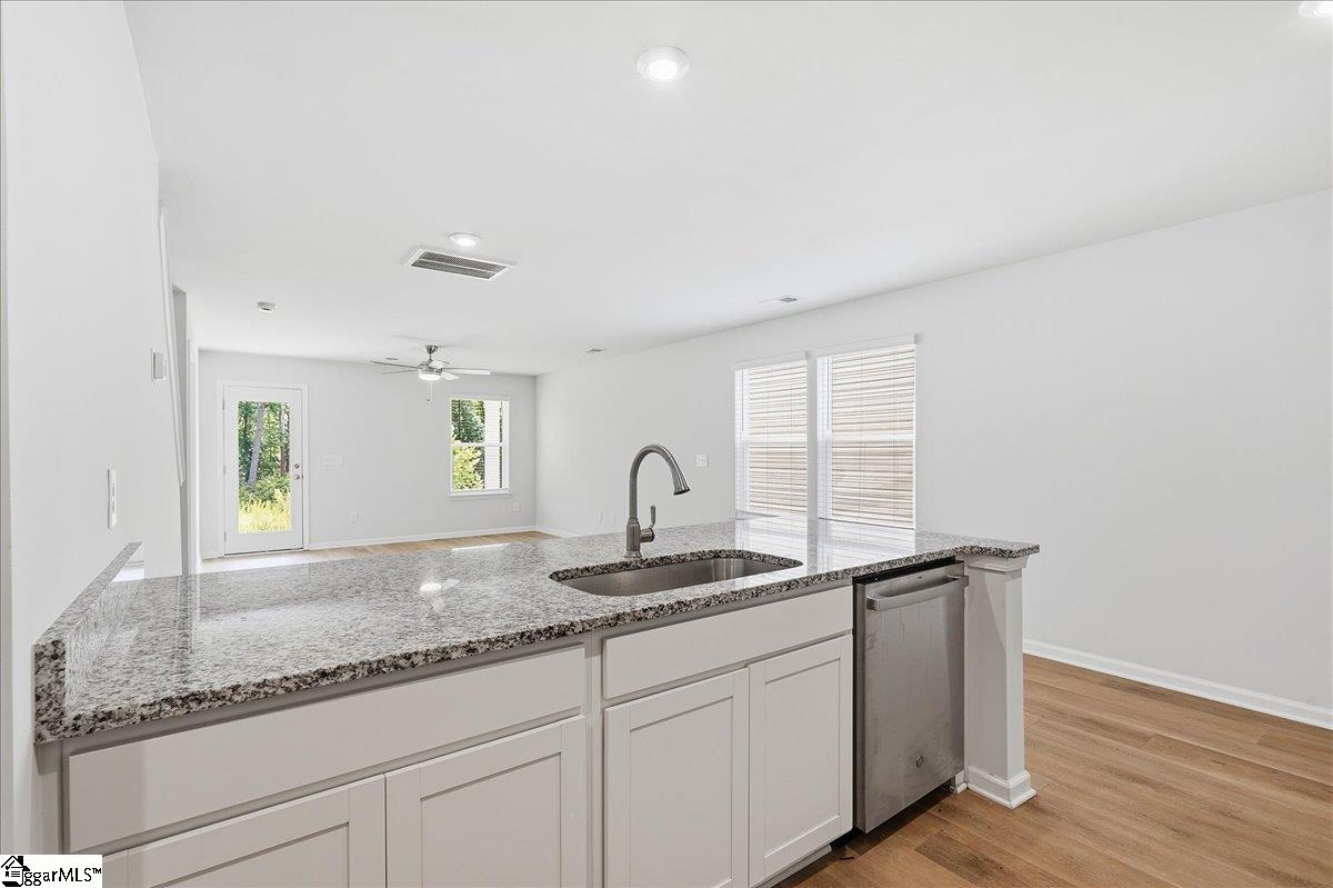 536 Winding Meadow Lane Greenville, SC 29607 - Photo 16 of 46