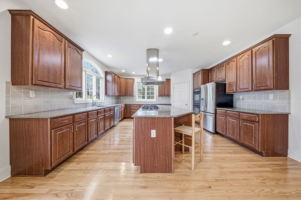 9 Overlook Road Hopkinton, MA 01748 - Photo 24 of 34