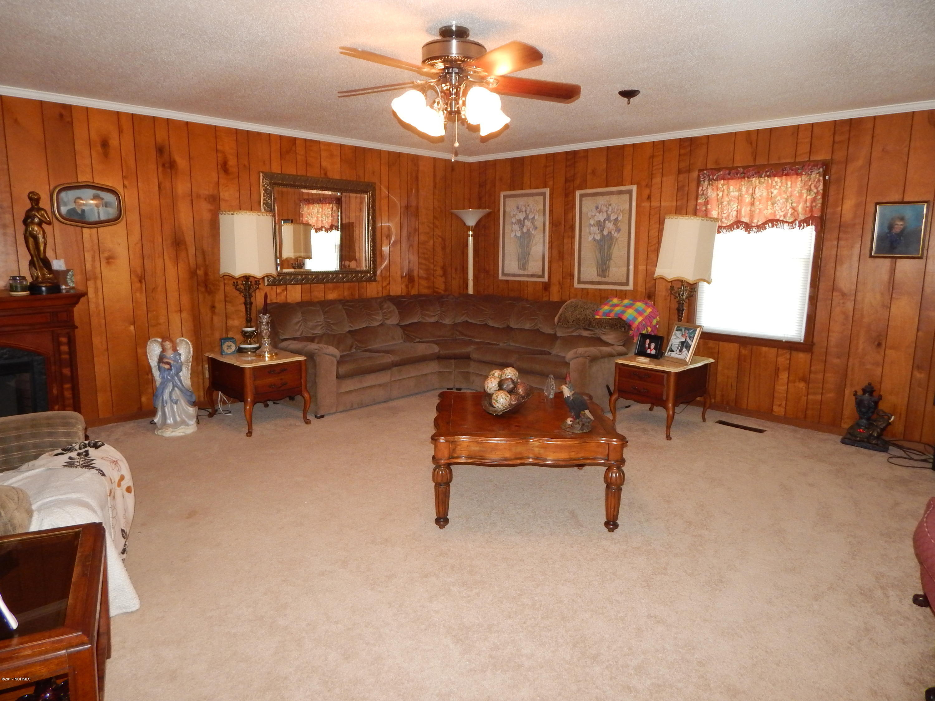 2234 Browns Church Road Clinton, NC 28328 - Photo 19 of 22 DSCN5274
