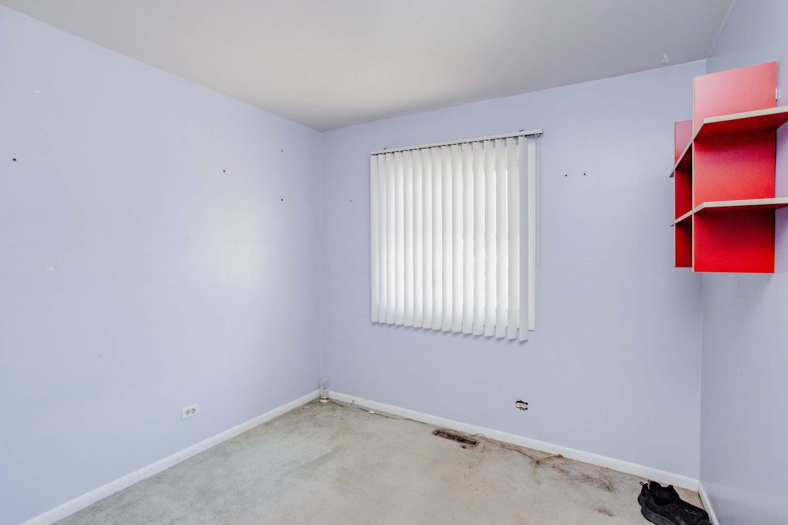 106 Woodcrest Circle Streamwood, IL 60107 - Photo 14 of 29 an empty room with a window