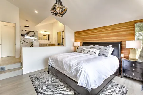 $1,189,000 | 54420 Village View Drive, Idyllwild, CA 92549