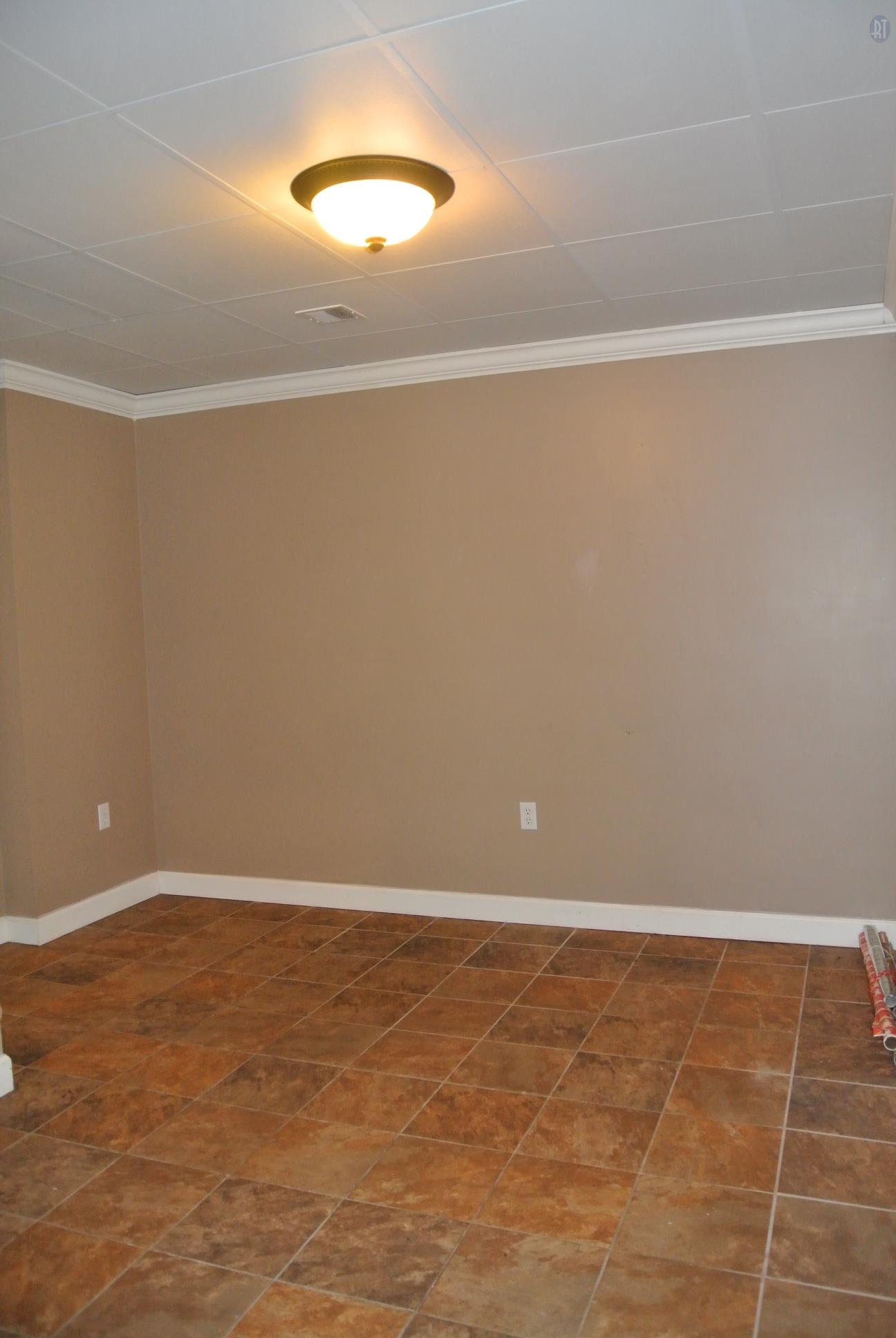 3559 Rabbit Run Trail Clarksville, TN 37043 - Photo 20 of 29 ENTRY AREA - OR OFFICE - IN BASEMENT