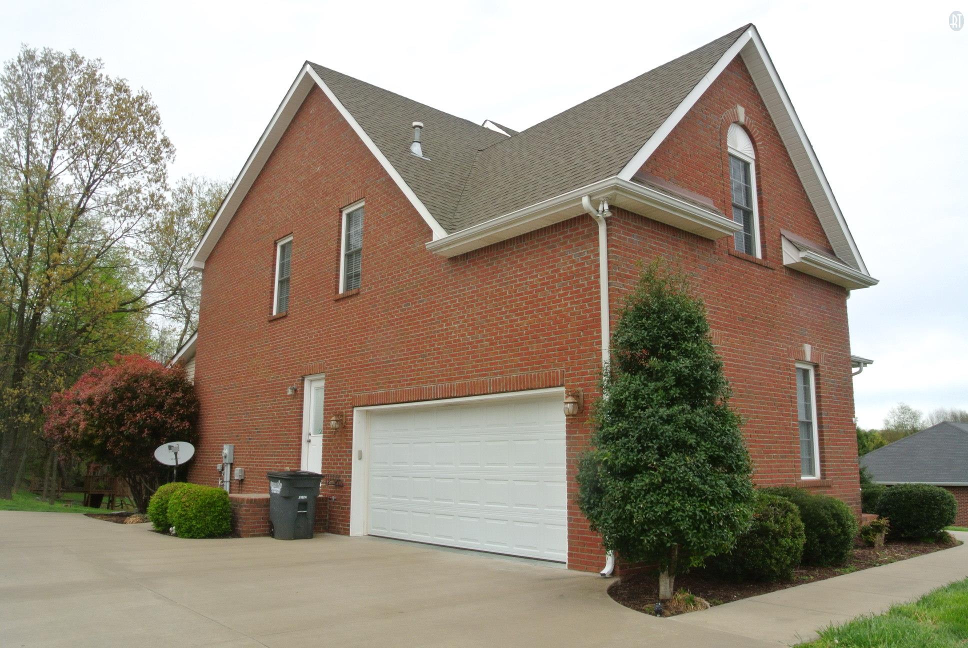3559 Rabbit Run Trail Clarksville, TN 37043 - Photo 28 of 29 SIDE VIEW OF THE HOUSE