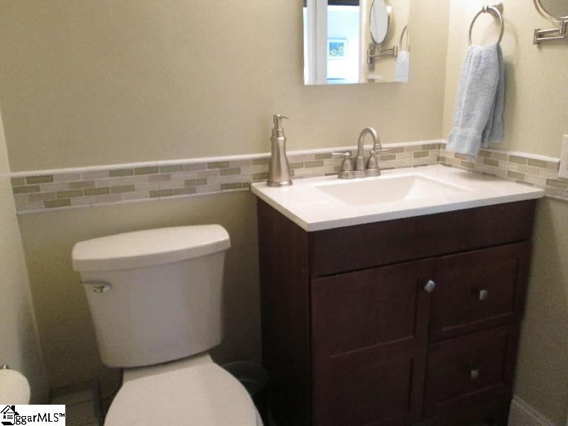 304 Powderhorn Road Laurens, SC 29360 - Photo 14 of 22 Gallery Image 14
