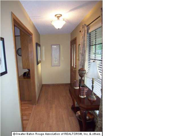 5331 Highland Ridge Drive Baton Rouge, LA 70817 - Photo 9 of 12 Gallery Image 9