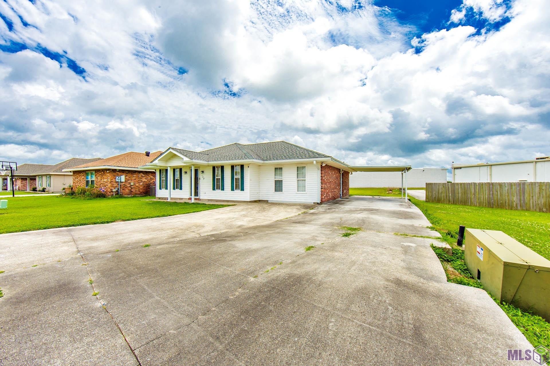 149 Wayne Avenue Houma, LA 70360 - Photo 2 of 12