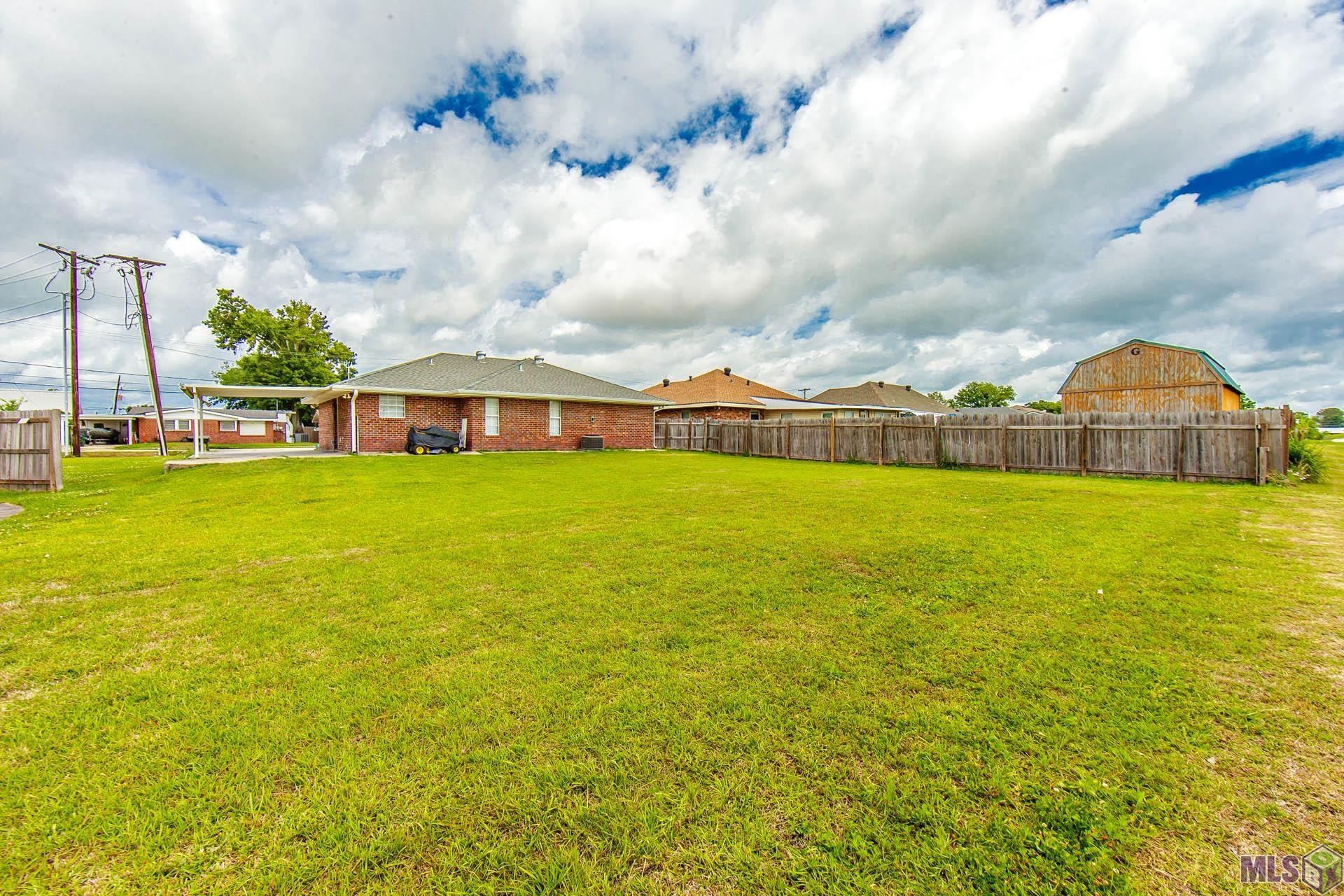 149 Wayne Avenue Houma, LA 70360 - Photo 3 of 12
