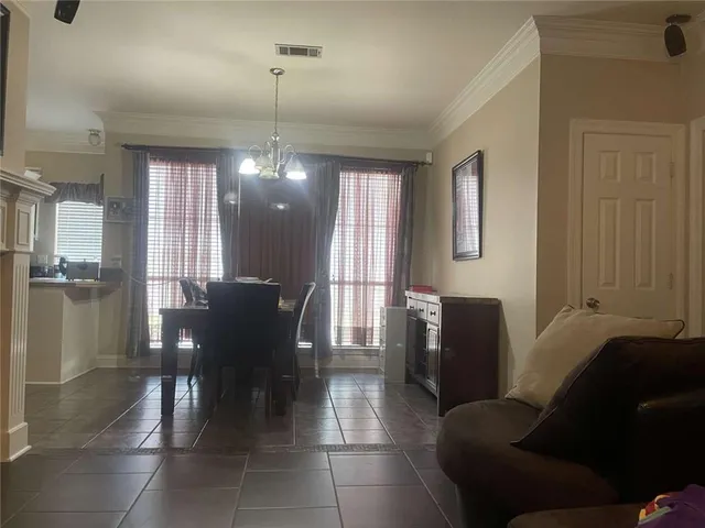 $235,000 | 924 Elvin Drive, Baton Rouge, LA 70810