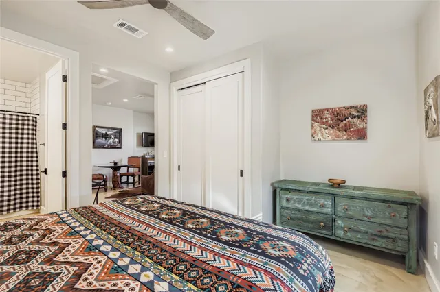 $875,000 | 235 Mr Charlie Lane, Round Mountain, TX 78663