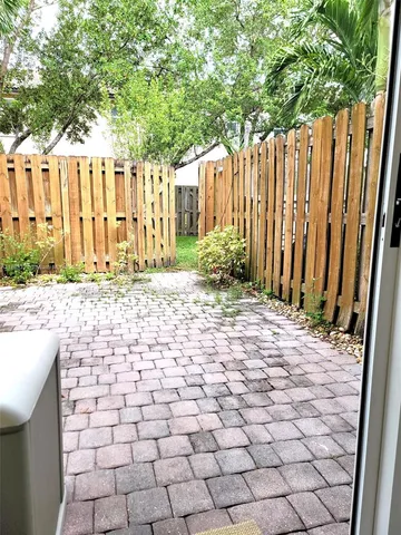 $2,400 | 9031 Southwest 227th Street, Unit 5, Cutler Bay, FL 33190