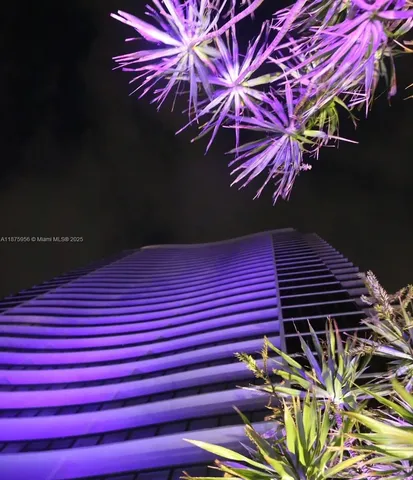 $433,000 | 1600 Northeast 1st Avenue, Unit 2019, Miami, FL 33132