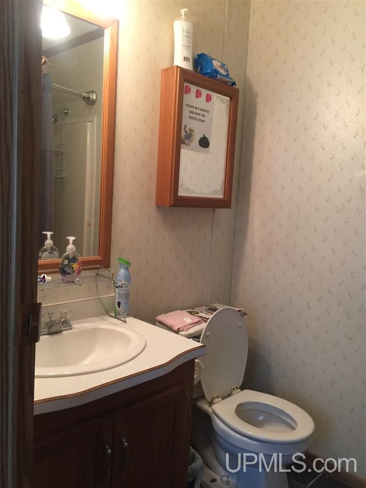 N7735 Ridge Road Munising, MI 49862 - Photo 12 of 31 Gallery Image 12