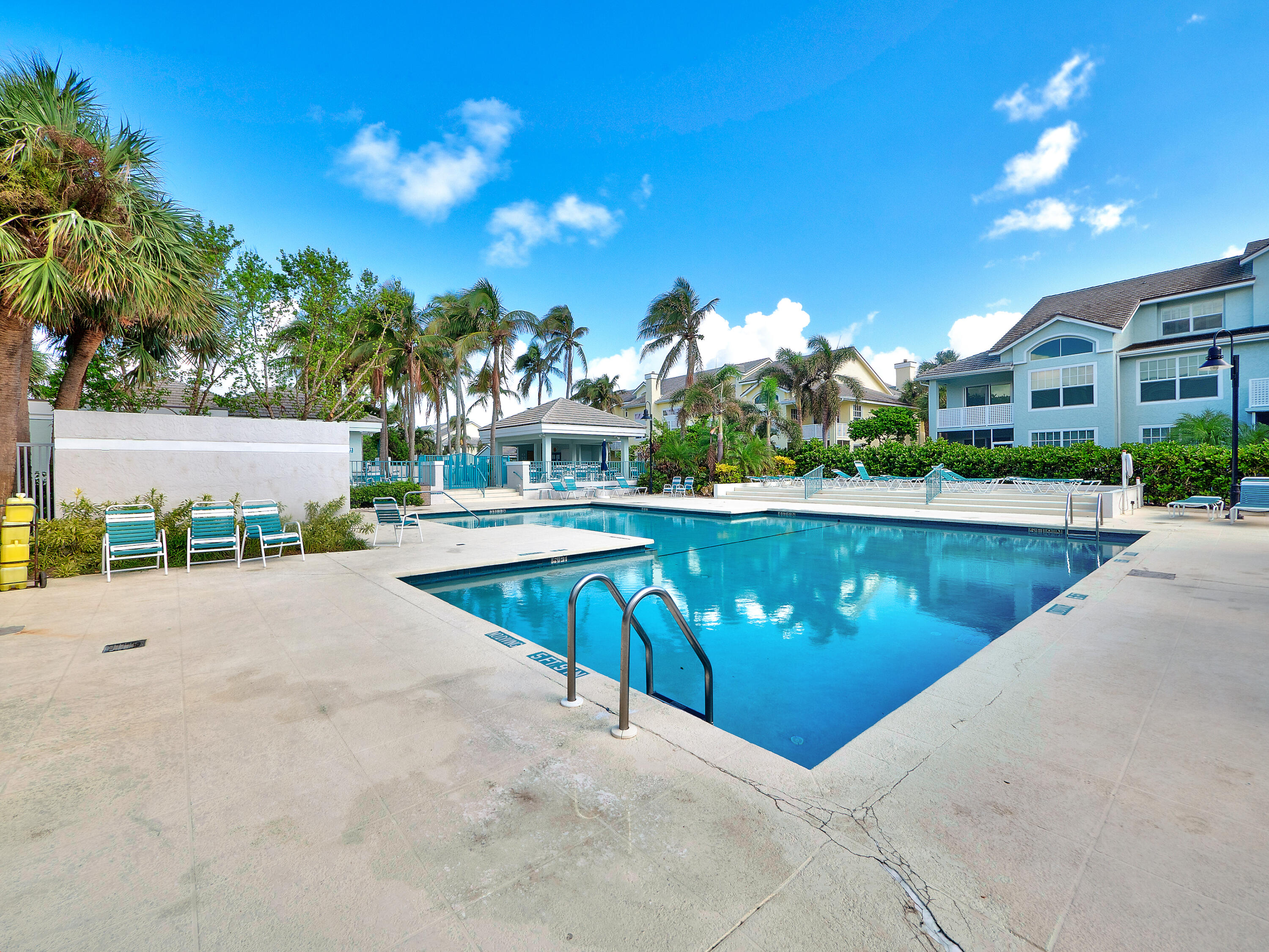 607 Mainsail Circle Jupiter, FL 33477 - Photo 28 of 33 Community Pool