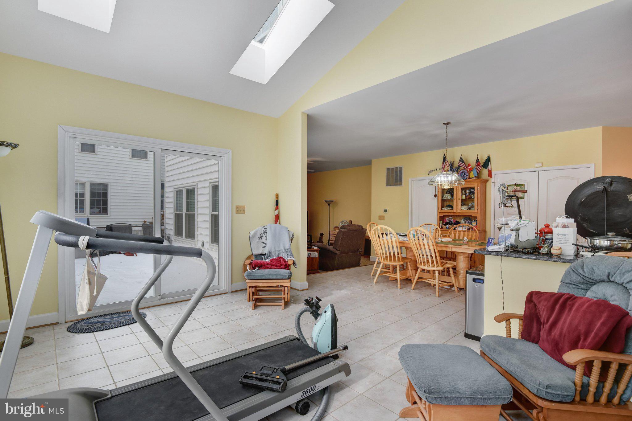 14237 Clubhouse Road Gainesville, VA 20155 - Photo 17 of 60