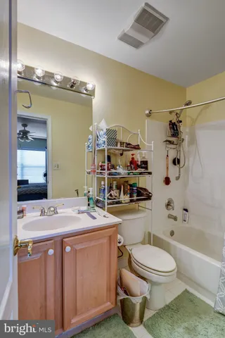 $825,000 | 14237 Clubhouse Road, Gainesville, VA 20155