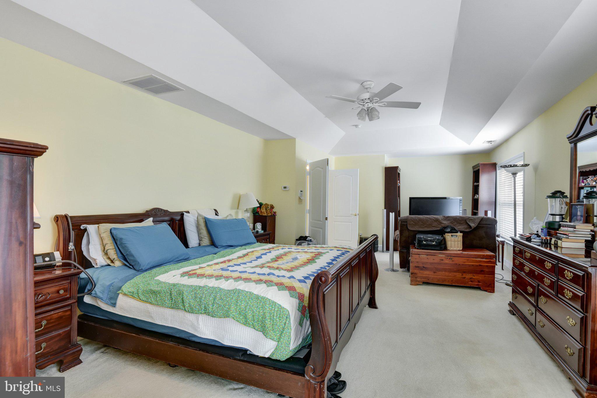 14237 Clubhouse Road Gainesville, VA 20155 - Photo 39 of 60