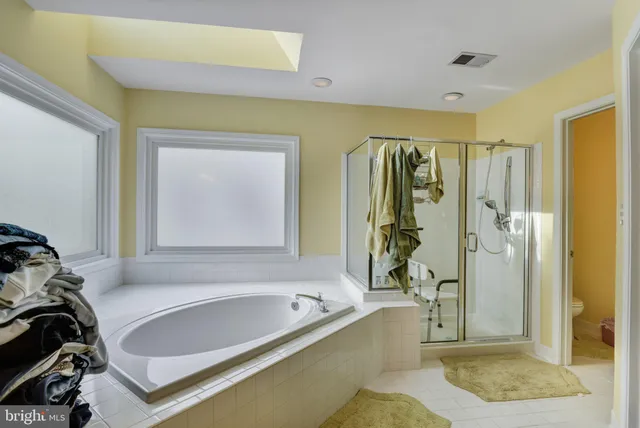 $825,000 | 14237 Clubhouse Road, Gainesville, VA 20155