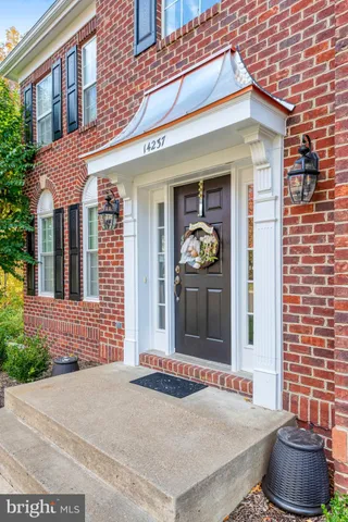 $825,000 | 14237 Clubhouse Road, Gainesville, VA 20155