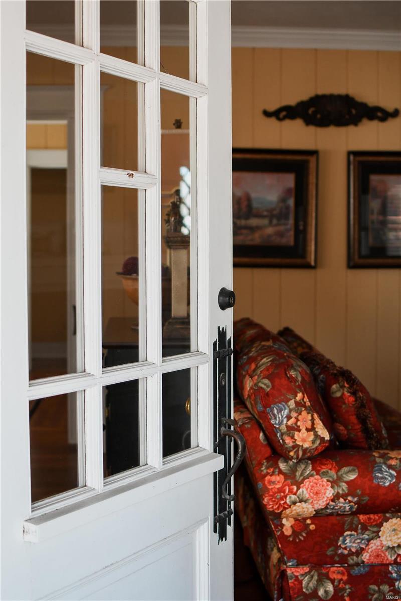 403 Prairie Greenfield, IL 62044 - Photo 5 of 98