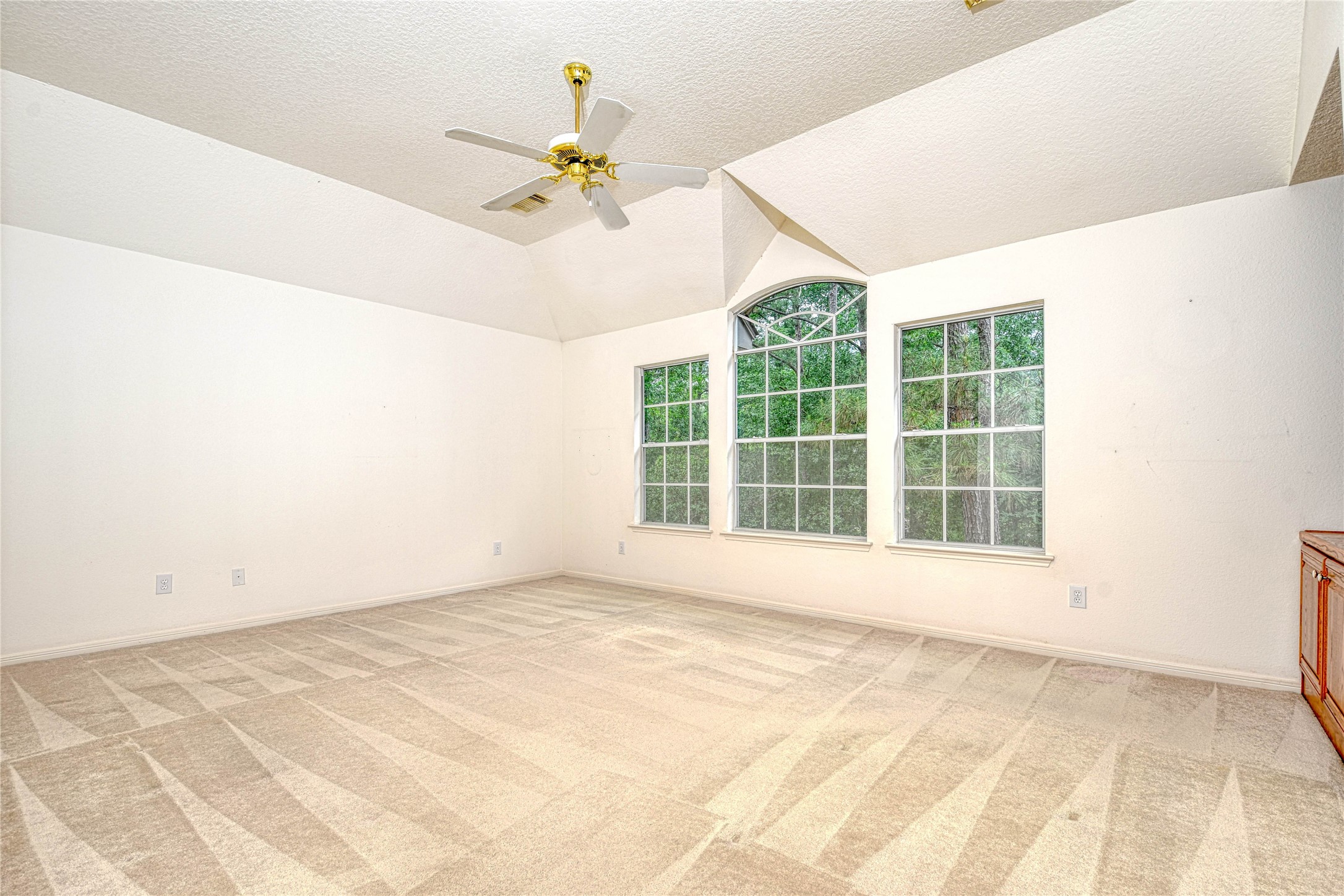 2 Woodmere Place Spring, TX 77381 - Photo 15 of 20 a view of an empty room with a window