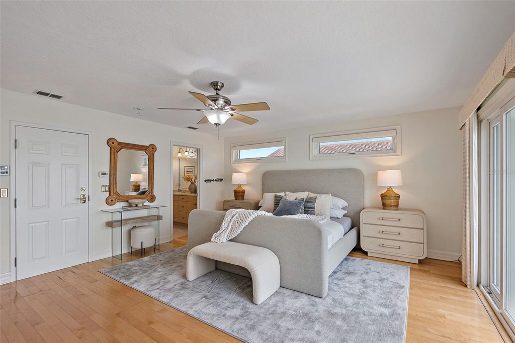 856 Bay Point Drive Madeira Beach, FL 33708 - Photo 15 of 45 Gallery Image 15