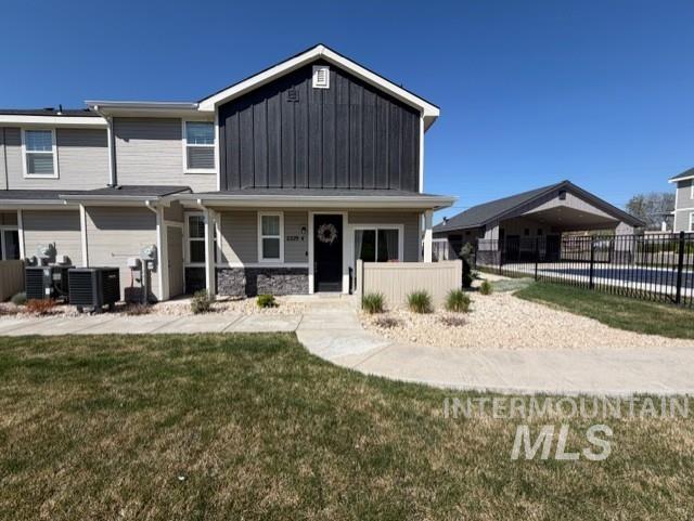 2329 East Spice Loop, Unit 4 Nampa, ID 83687 - Photo 2 of 22