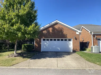 $620,000 | 640 Springlake Drive, Franklin, TN 37064