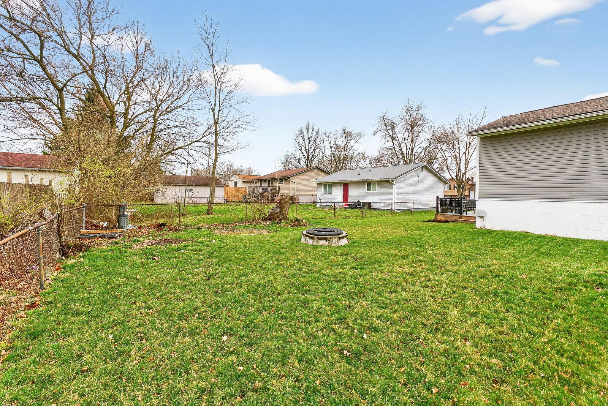 3369 Petzinger Road Columbus, OH 43232 - Photo 10 of 69 3369 Petzinger Rd (Exterior)-15