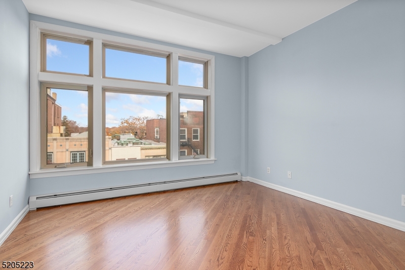 420 Bloomfield Avenue, Unit 4 Montclair, NJ 07042 - Photo 7 of 20