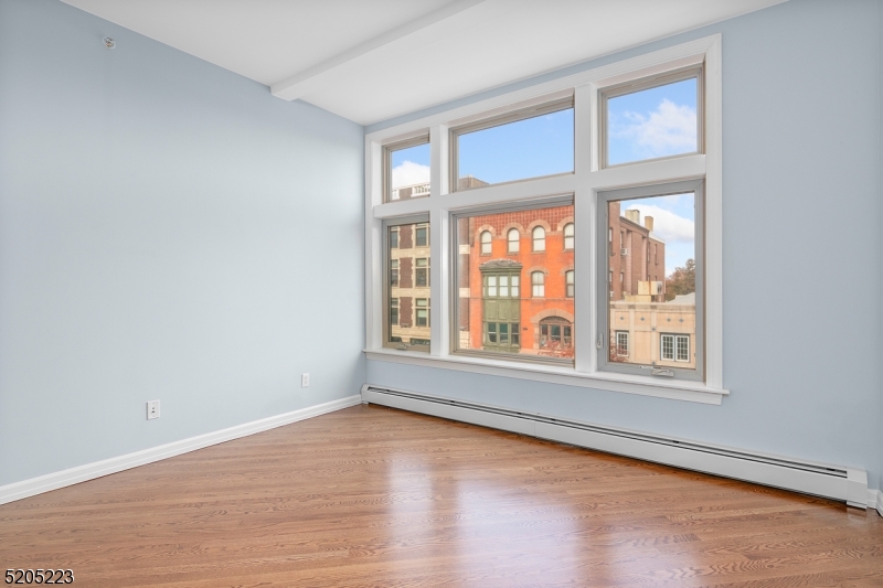 420 Bloomfield Avenue, Unit 4 Montclair, NJ 07042 - Photo 8 of 20
