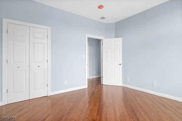 $2,875 | 420 Bloomfield Avenue, Unit 4, Montclair, NJ 07042