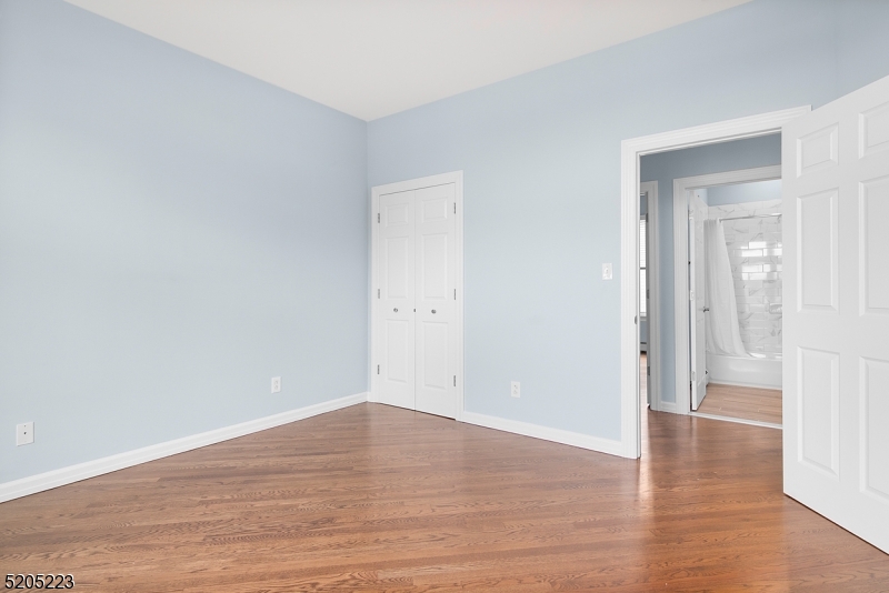 420 Bloomfield Avenue, Unit 4 Montclair, NJ 07042 - Photo 10 of 20