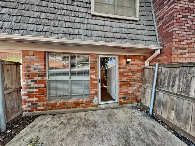 a view of a entrance to house