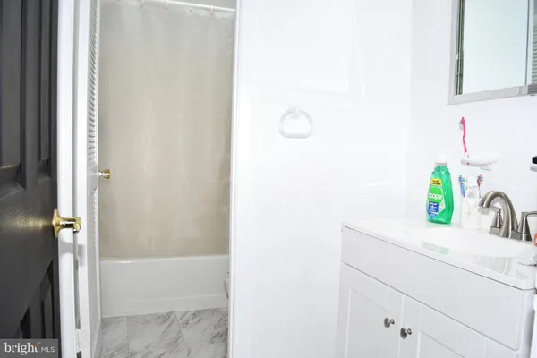 $2,000 | 46 Hillside Court, Westminster, MD 21157