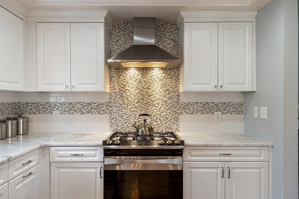 60 Gale Road Swampscott, MA 01907 - Photo 15 of 42