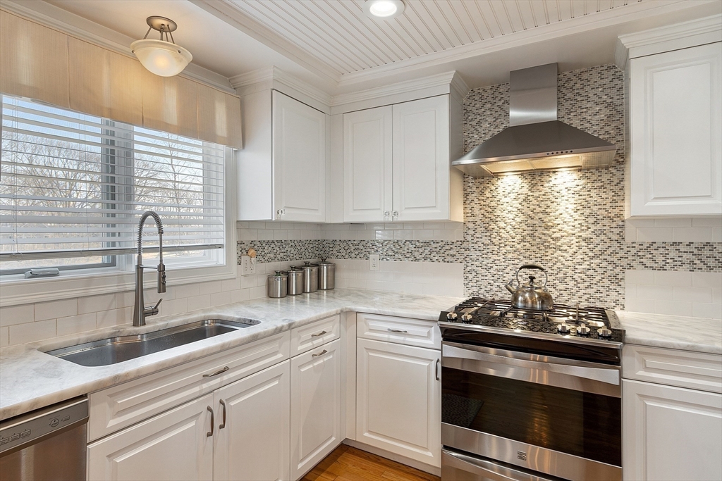 60 Gale Road Swampscott, MA 01907 - Photo 16 of 42