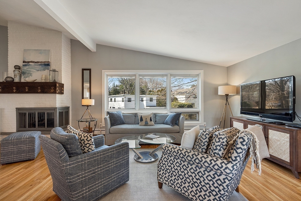 60 Gale Road Swampscott, MA 01907 - Photo 5 of 42