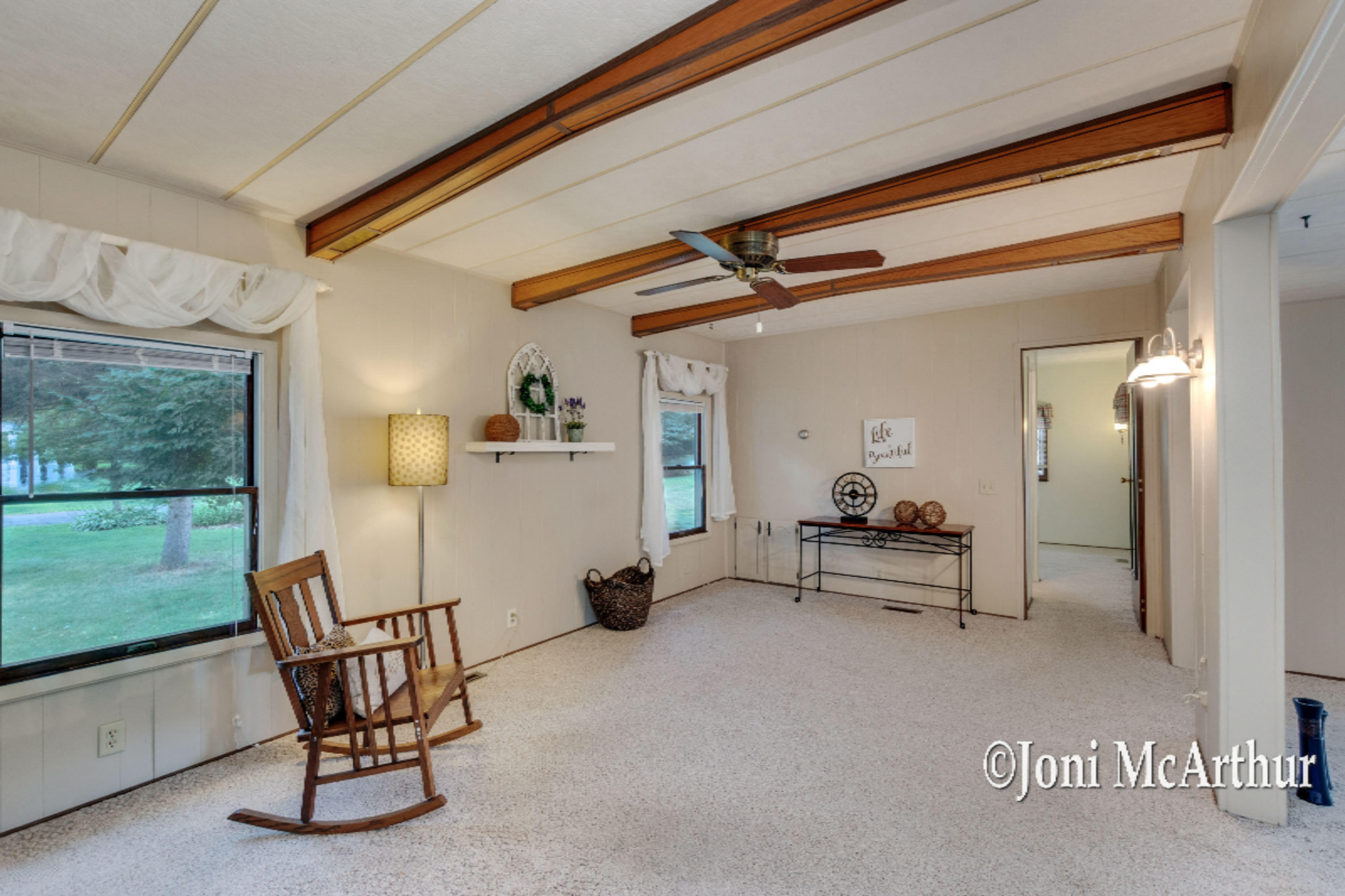 10319 Fisk Road Belding, MI 48809 - Photo 14 of 35 14 Living Area