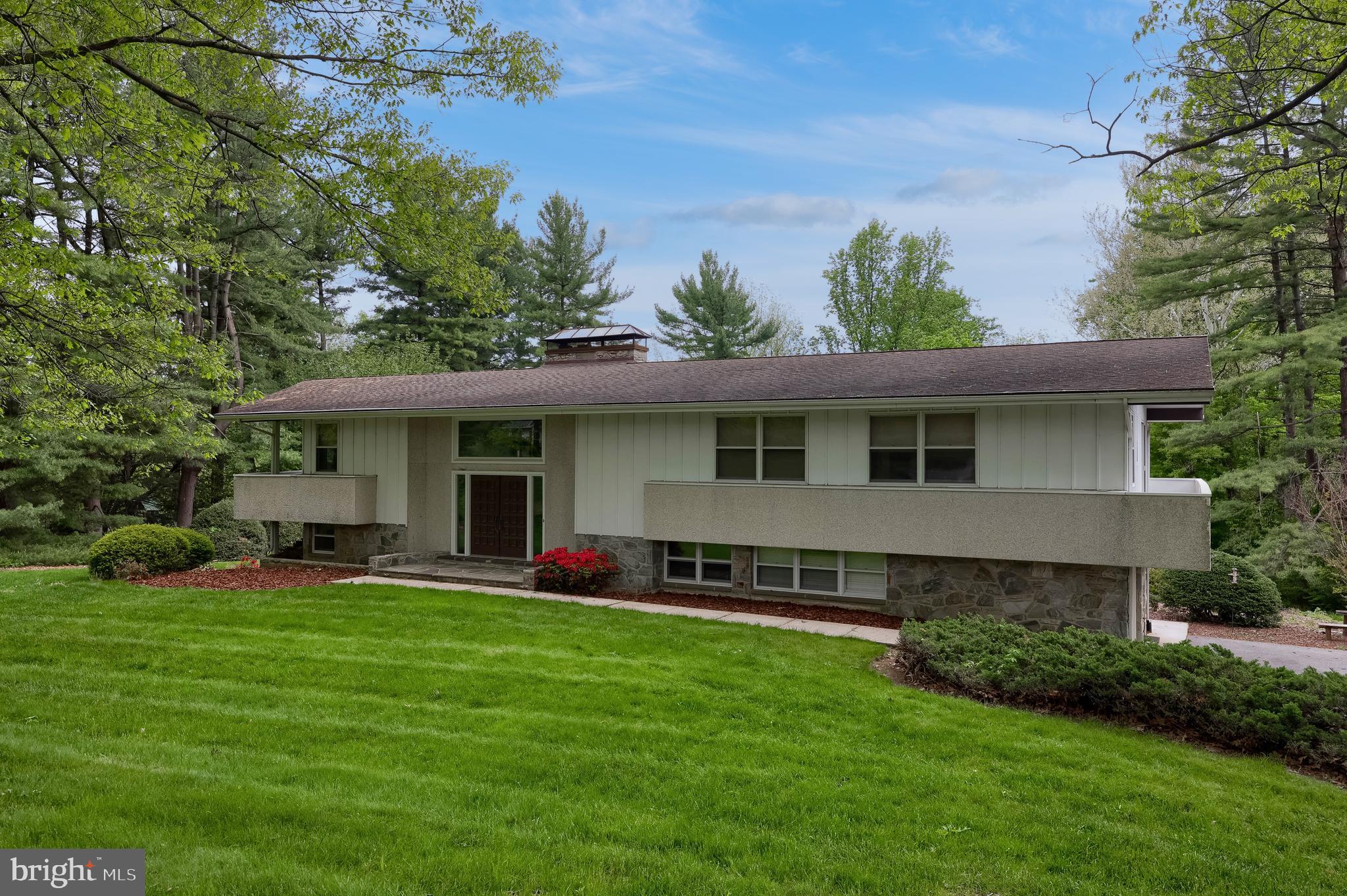 9 Lark Lane Lancaster, PA 17603 - Photo 1 of 1