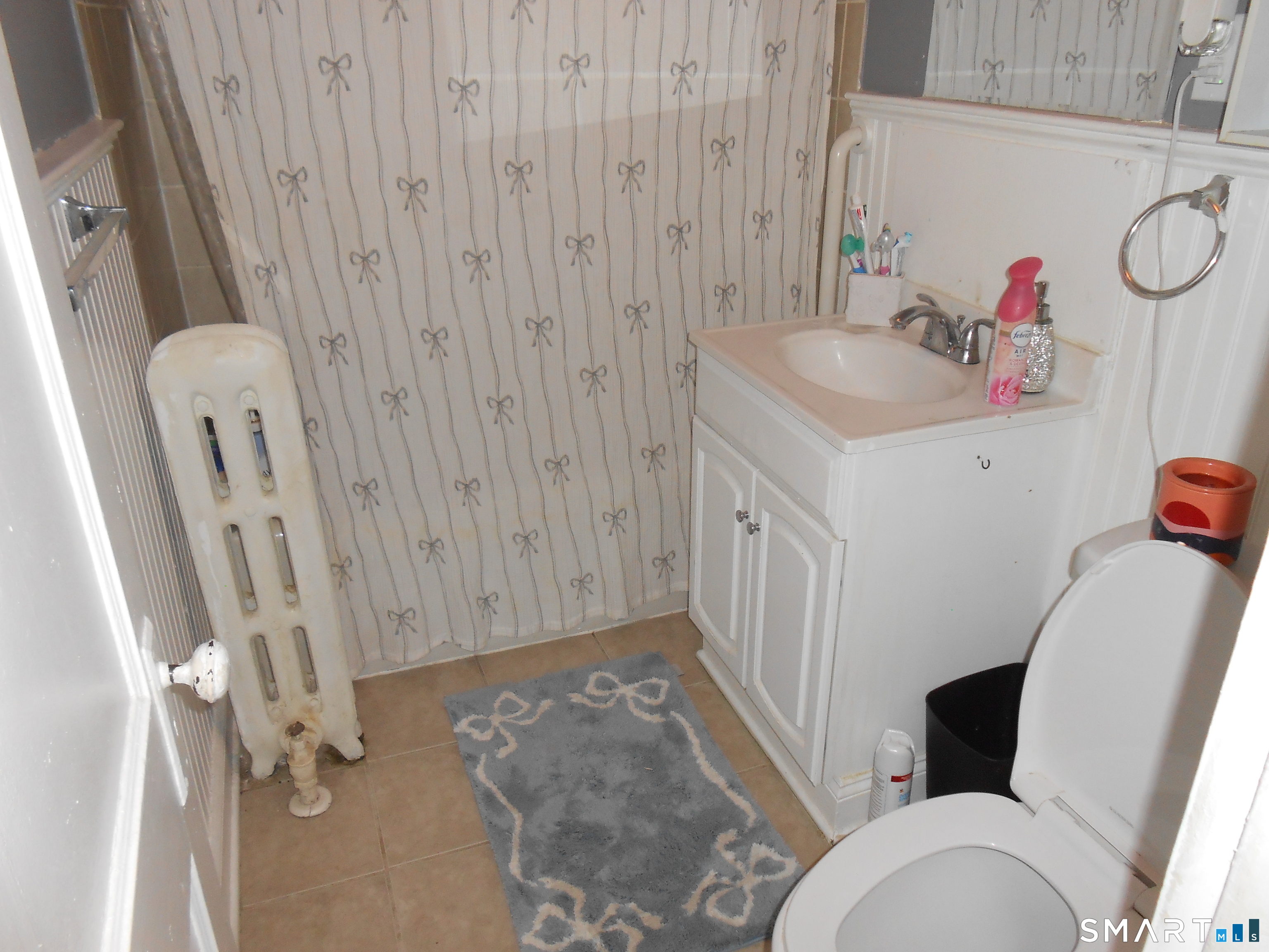 95 Savoy Street Bridgeport, CT 06606 - Photo 14 of 34