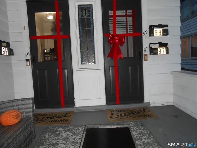 $798,000 | 95 Savoy Street, Bridgeport, CT 06606