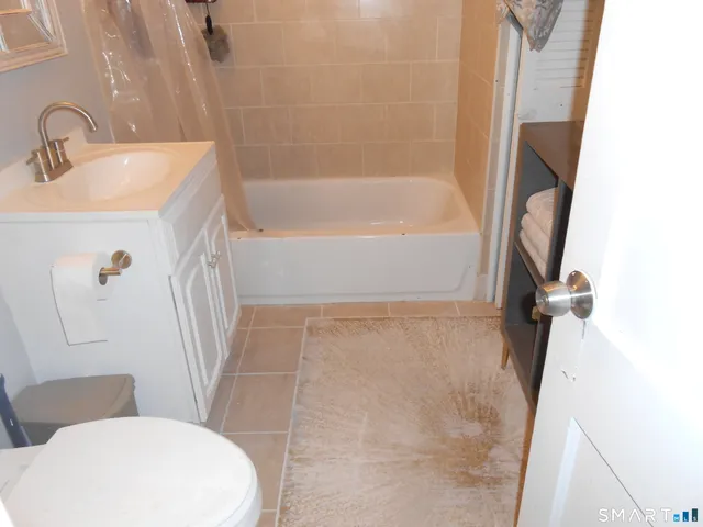 $798,000 | 95 Savoy Street, Bridgeport, CT 06606